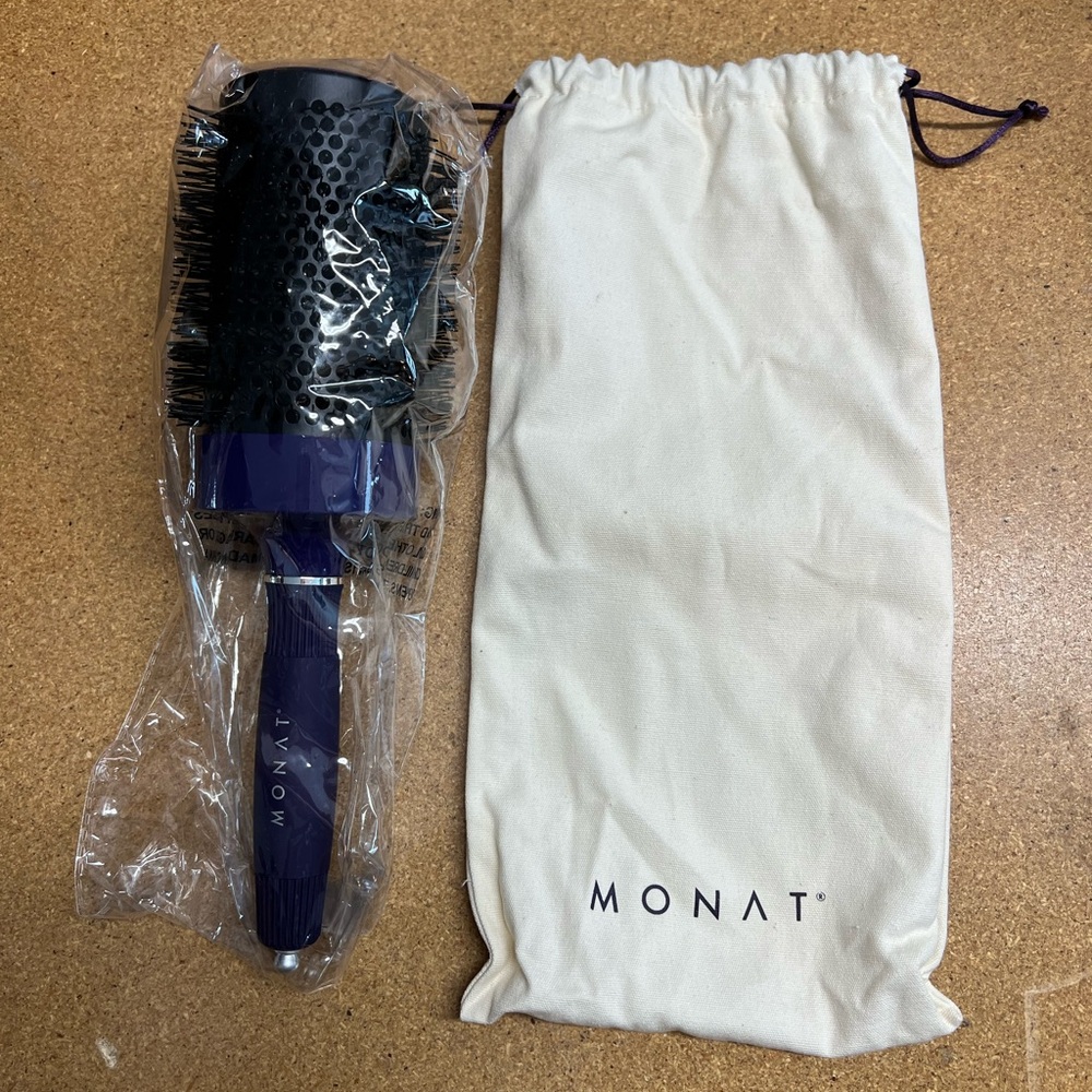 New Unopened Monat Large Round Brush